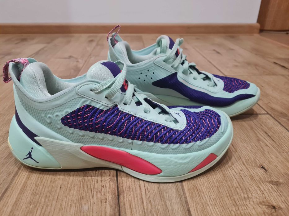 Маратонки EUR 40.5