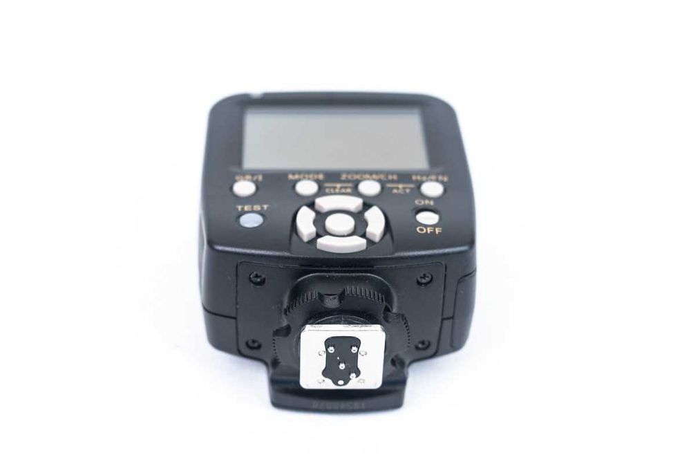 Controller blitz Yongnuo YN560-TX pentru Nikon