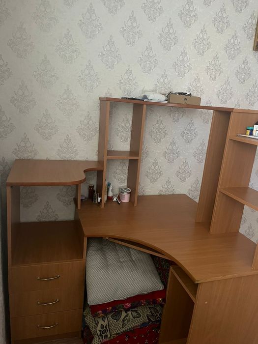 Продам кровать и компьютерный стол