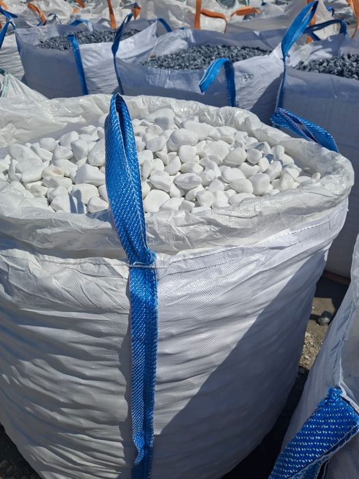 Piatra cubica la comanda