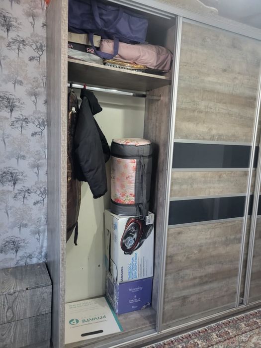 Срочно продам шкаф купе