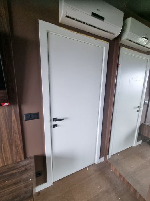 Интериорни врати