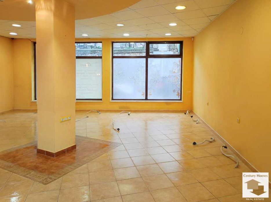 Продава се Офис в Велико Търново, Център - 150 кв.м за 510 €/кв.м - Снимка #2