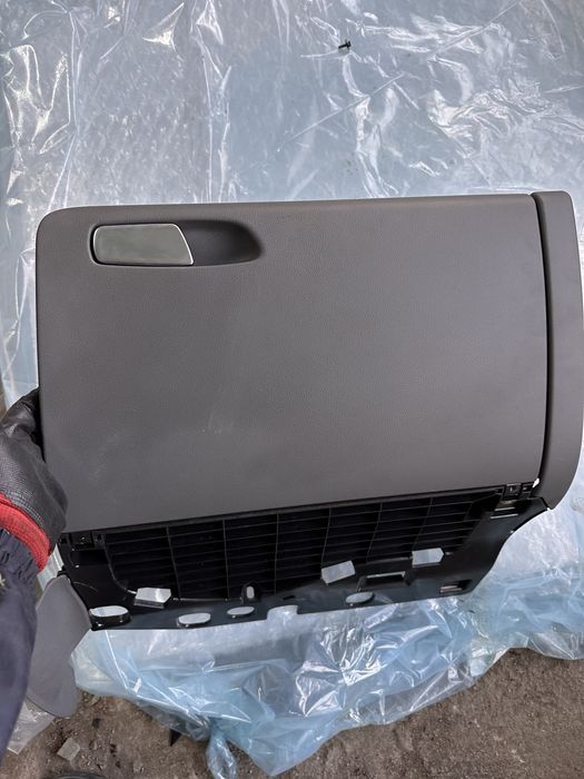 Жабка за ауди а4 б8 / audi a4 b8