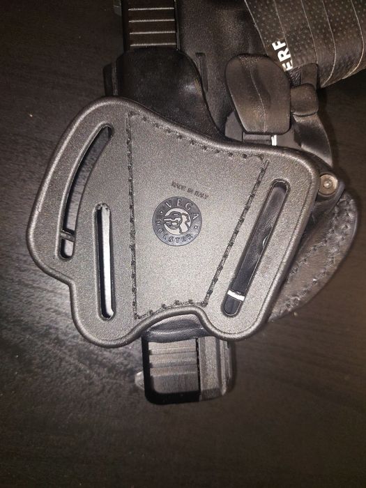 Кобур Вега/Vega за пистолет Глок / Glock 17/19