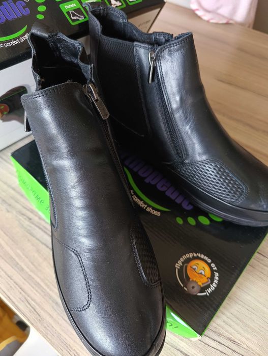 Ортопедични нови есенни дамски обувки от естествена кожа