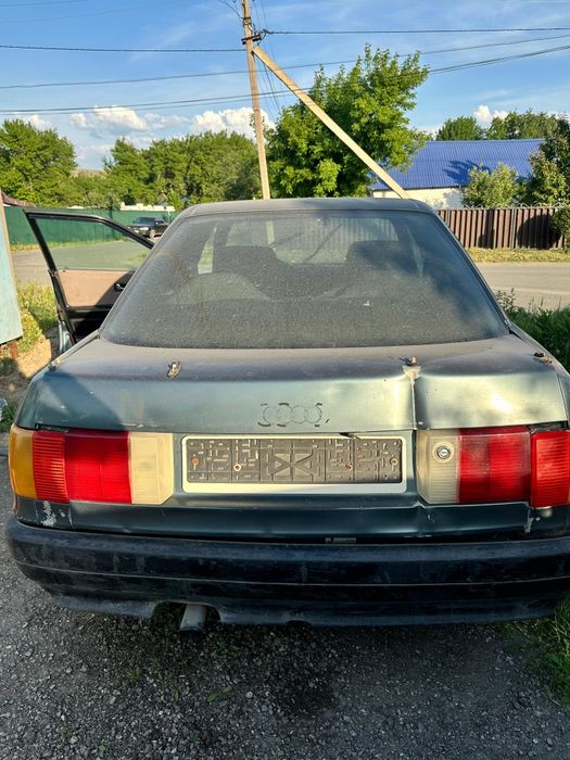 Ауди 80б3на ходу