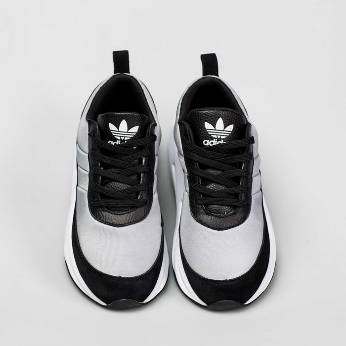 Мужские кроссовки