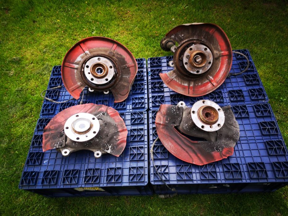 Fuzeta rulment senzor abs bmw 730d bmw e65 730d 200lei buc