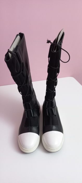 Продам ботинки  осенние