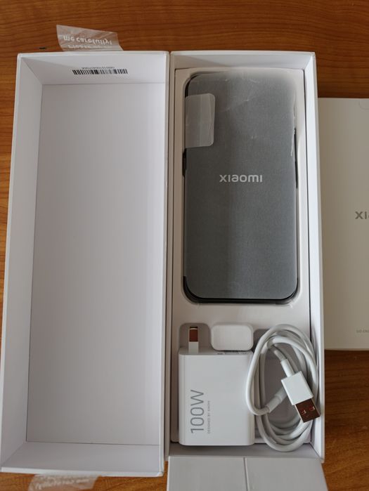 Чисто нов Xiaomi 18Pro Max 16/512 GB Esim!