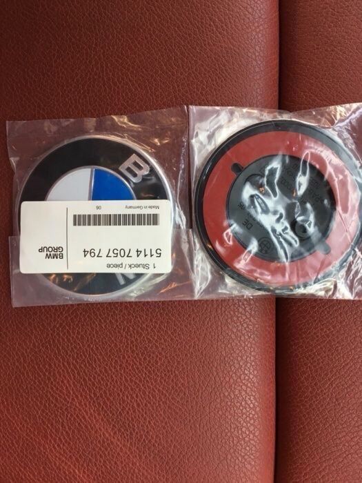 Emblema BMW Capota fata 82 Seria 1 3 5 GT F07 F10 F11 F20 F30 F31