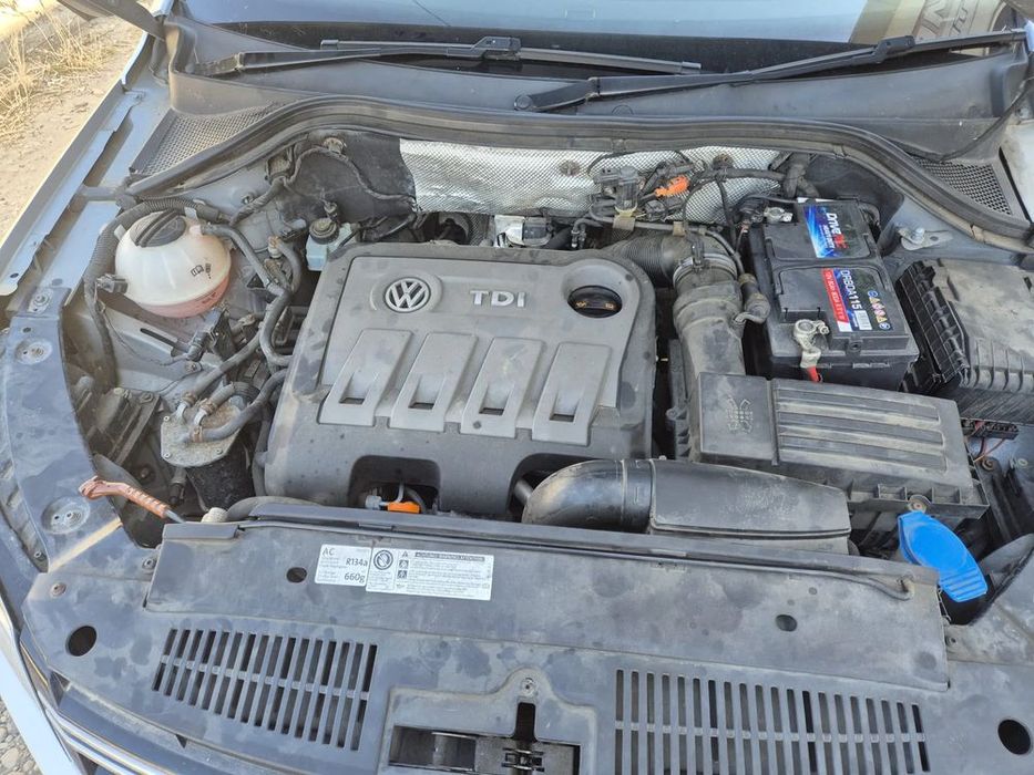 bara fata/capota/trager/faruri/aripi volkswagen tiguan 2012 2.0 cffb