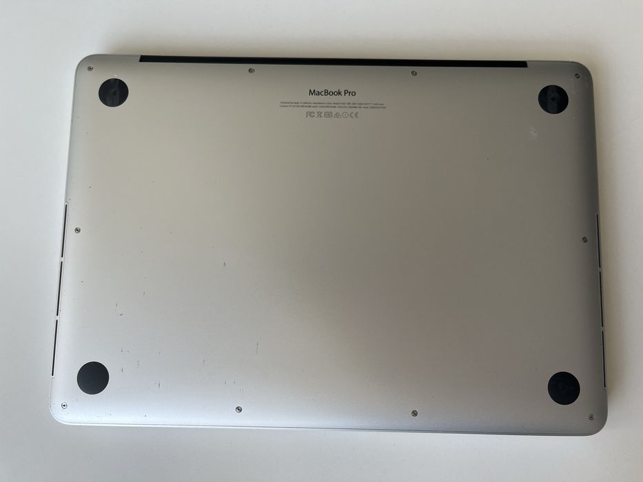 MacBook Pro 13 ,2015, 8GB RAM,256 GB SSD,model A1502