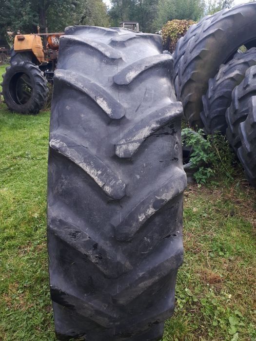 Anvelopa tractor 16,9R34 Continental
