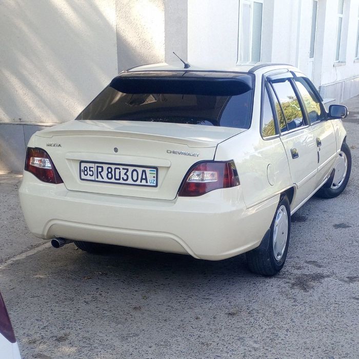 Chevrolet sons Nexia 2 сотилади
