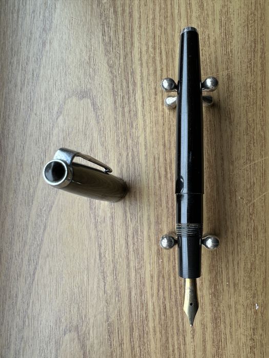 Stilou Flaro  61 s in stare buna