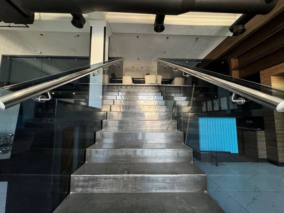 Сдаётся Нежилое Помещение 369кв.м 1-Линия Юнусабадский район ул.Осиё