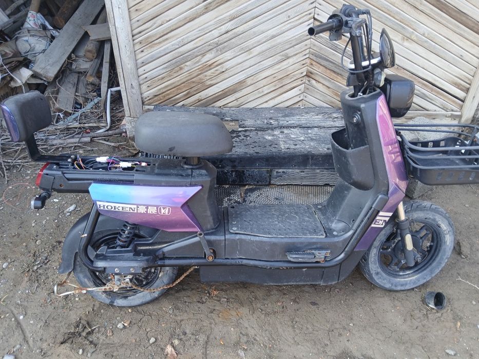 Мото скутер, требет ремонт электрика