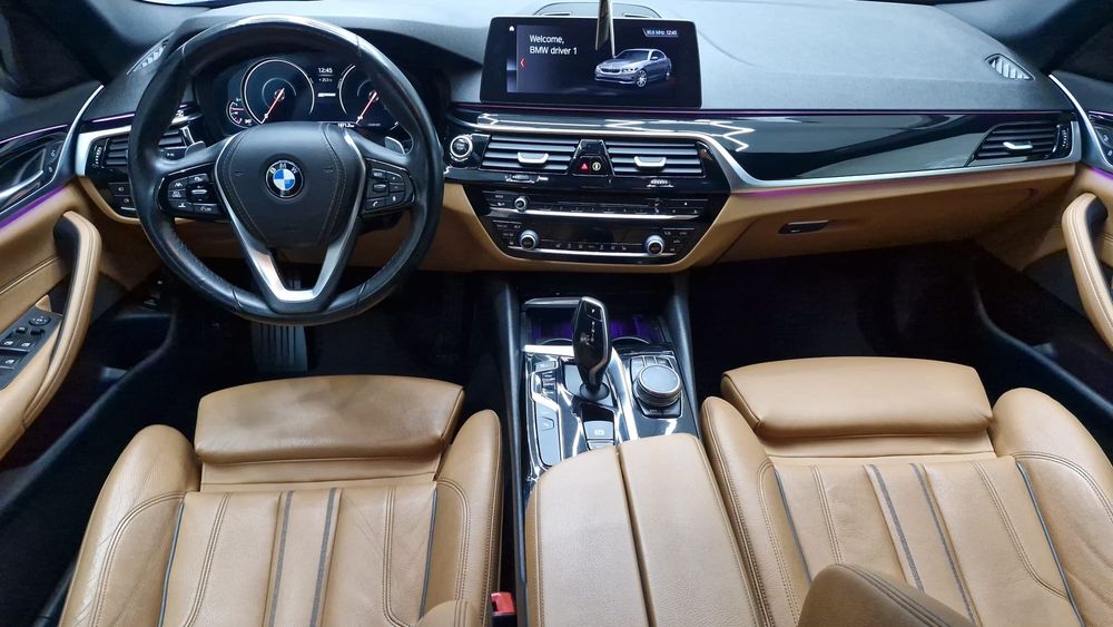 BMW seria 5 G30(530E) IPERFORMANCE