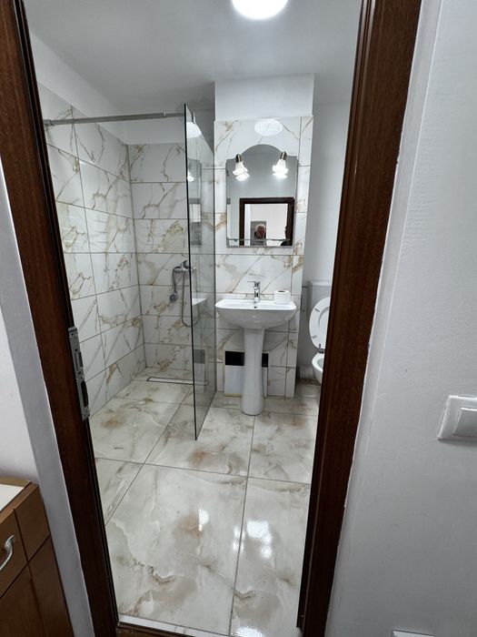 Apartament 3 camere de vânzare – Breaza de Sus, Prahova – 73.000 € (negociabil)