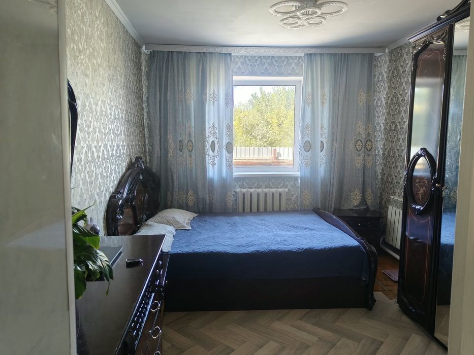 Продам 5 комнатную квартиру