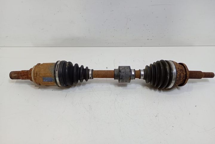 Planetara  stanga fata Toyota RAV4 a 2-a generatie (facelift)