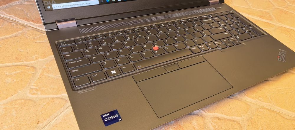Laptop Lenovo P16 Gen 2---Intel i9 13980HX 24 Nuclee---32GB DDR5---SSD 2TB---Video RTX 4000 ADA 12GB_16"2.5K 165Hz // Editare Video/Foto + Gaming