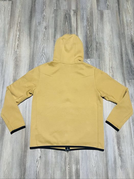 Hanorac Nike Tech Maro marime M