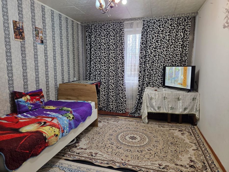 2-комн., 4 этаж, 7 мкр. (напротив 9 мкр.)