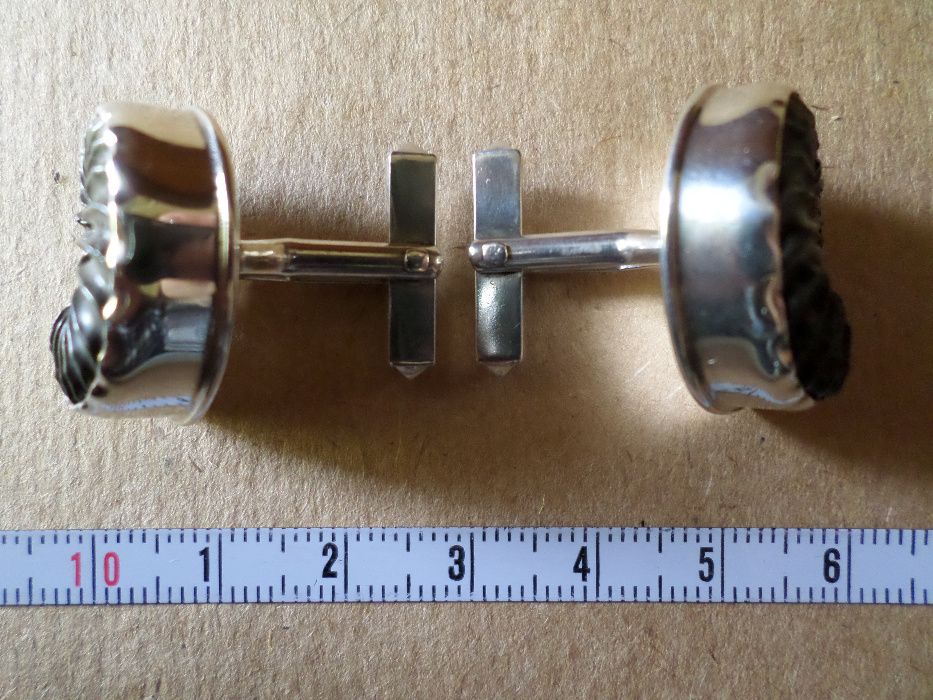 Сребърни копчета за ръкавели (бутонели)