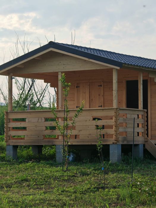 Cabana lemn , zona pitoreasca