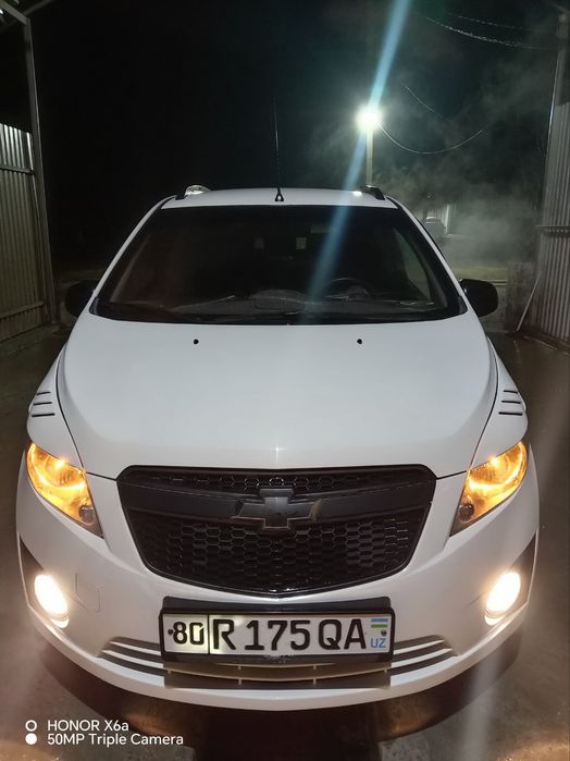 Chevrolet Spark sotiladi