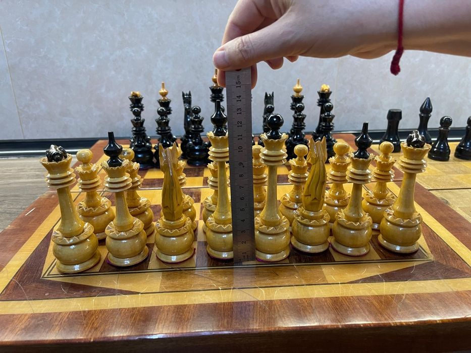 Шахматы, Ручная работа.