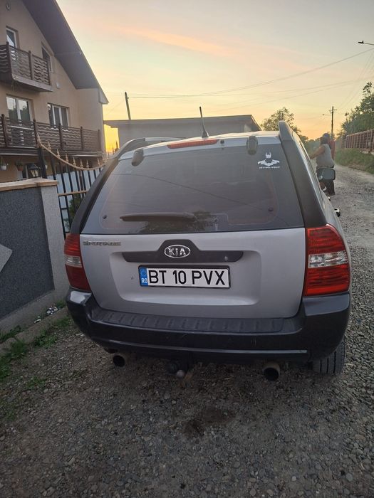 Vând sau schimb Kia