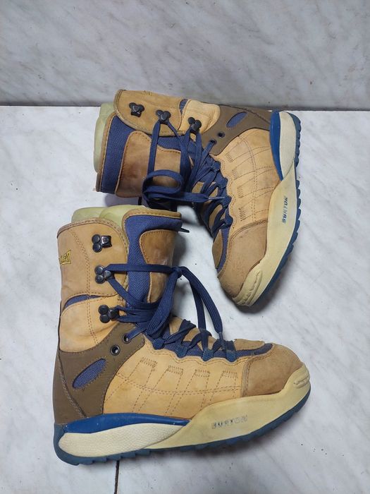 Boots buti 18 placa snowboard  Burton  mărimea  37-38 (24,5 cm)