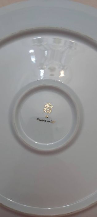 Тарелки и Блюдо Мадонна ГДР