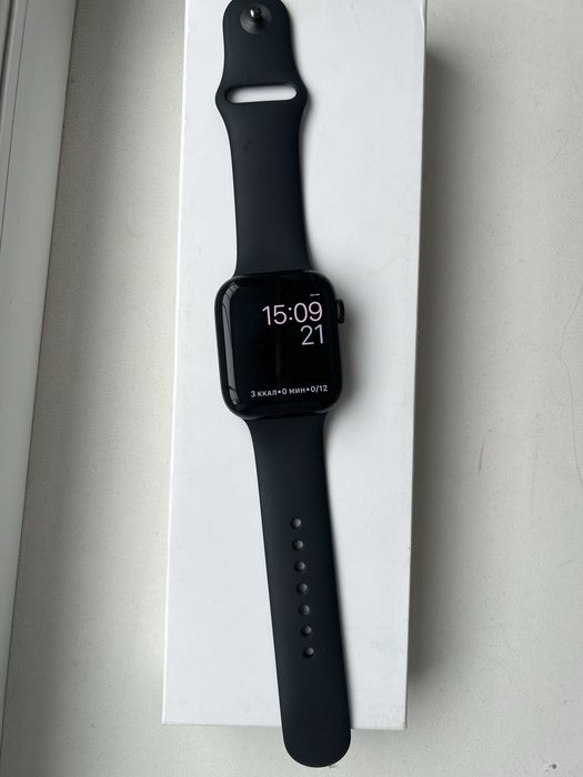 Продам часы apple watch