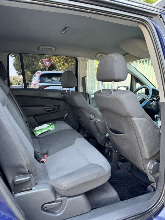 Opel Zafira 2007 euro 4  -7 locuri  Benzina + instalatie GPL  cutie automata