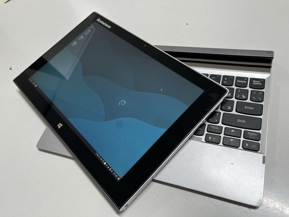 Нетбук/Планшет Трансформер  Lenovo Miix 2 10"