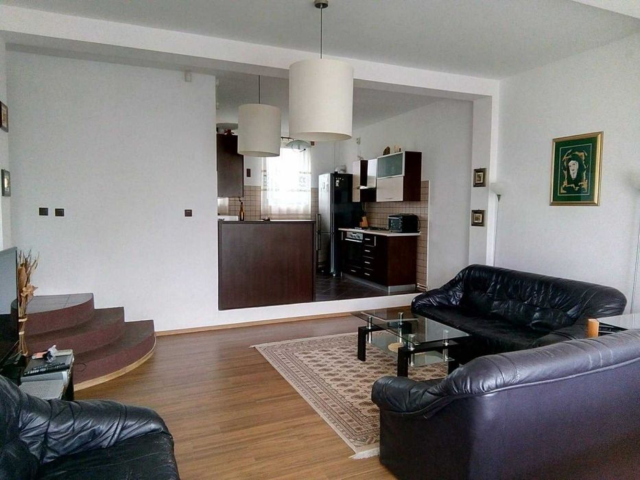 Casă modernă în Baicoi, zona liniștită (PRIVAT)