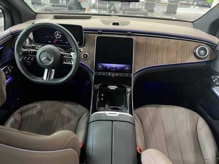 Mercedes EQE SUV 500 в наличии