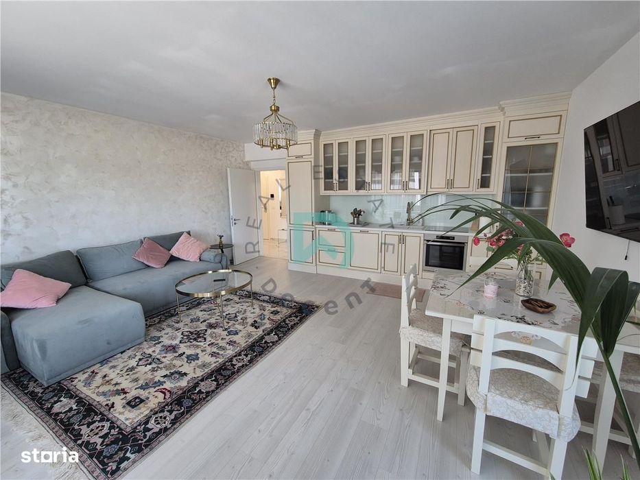 Apartament 3 camere Tractorul, 72 mp - Brasov