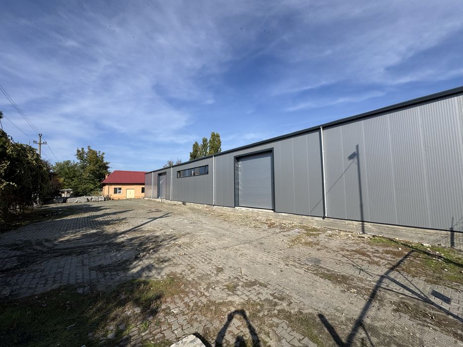 Inchiriez sau vand hala + birouri