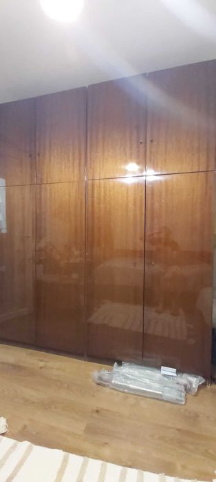 Продавам гардероб