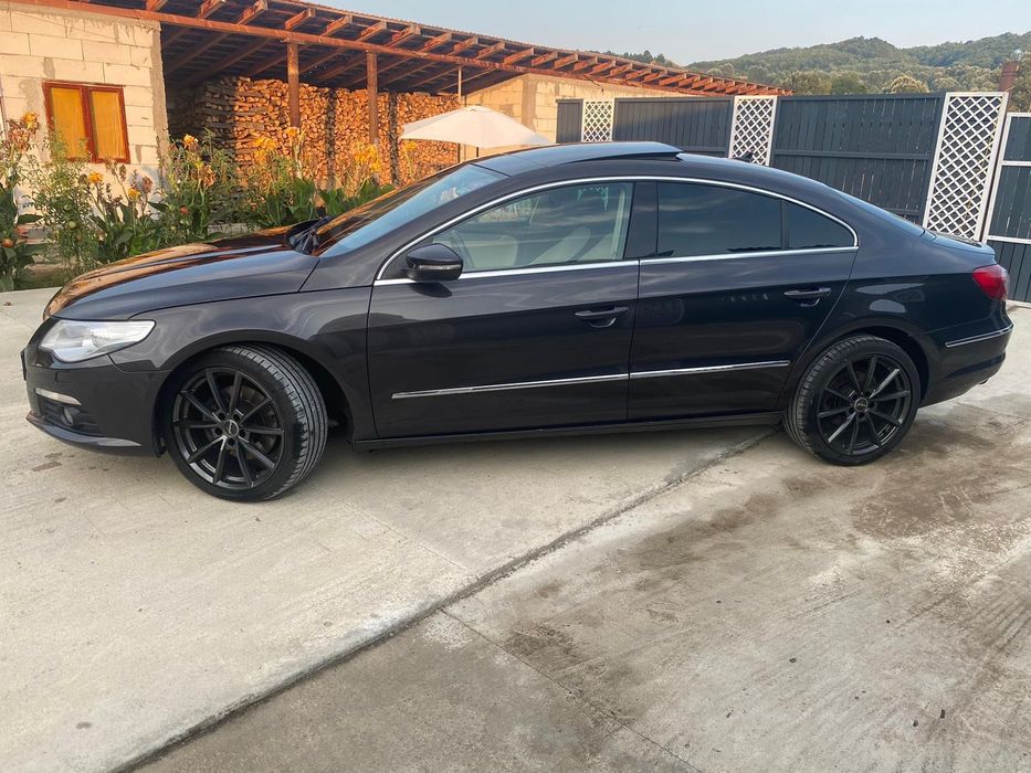 Mașina Passat cc