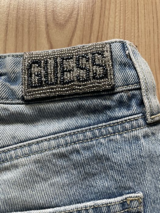GUESS / дамски къси дънки W27