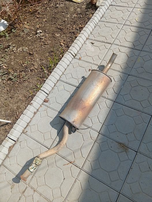Запчасти Ваз продам глушитель