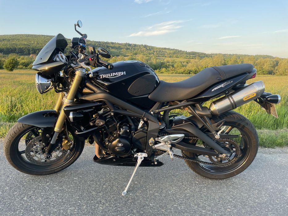 Triumph Street Triple 675 2011