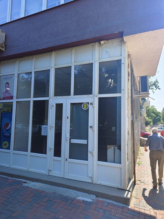 Inchiriere spatiu comercial